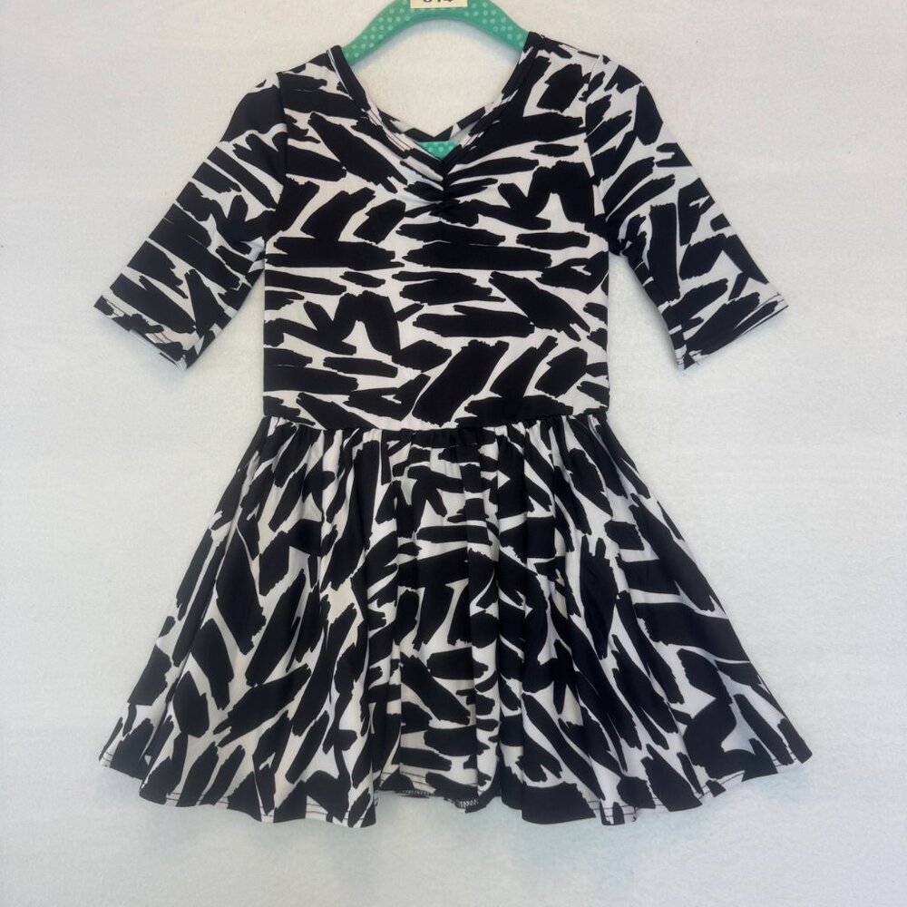Dotdotsmile Dress Size 2T Black and White New with Tags